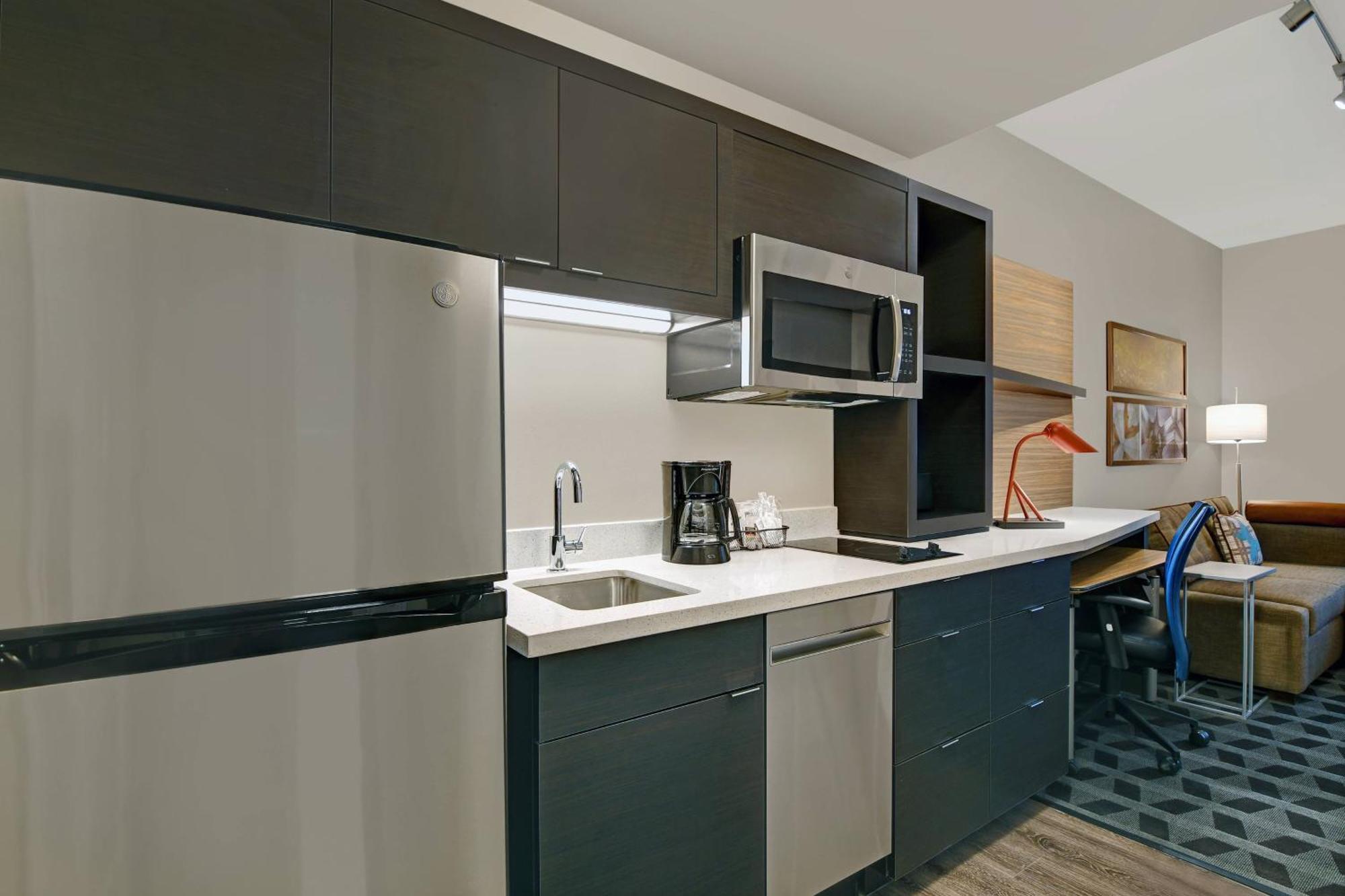 Towneplace Suites By Marriott Лайма Экстерьер фото