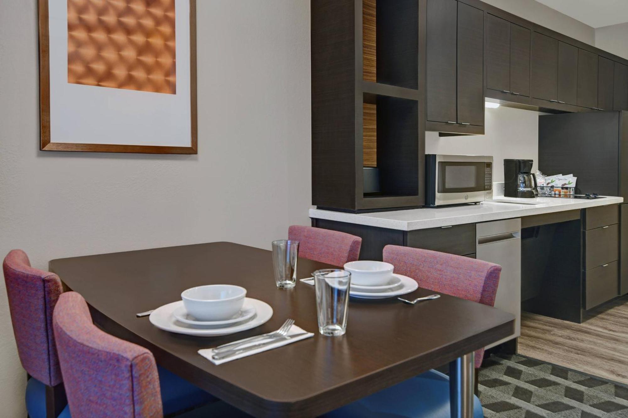 Towneplace Suites By Marriott Лайма Экстерьер фото