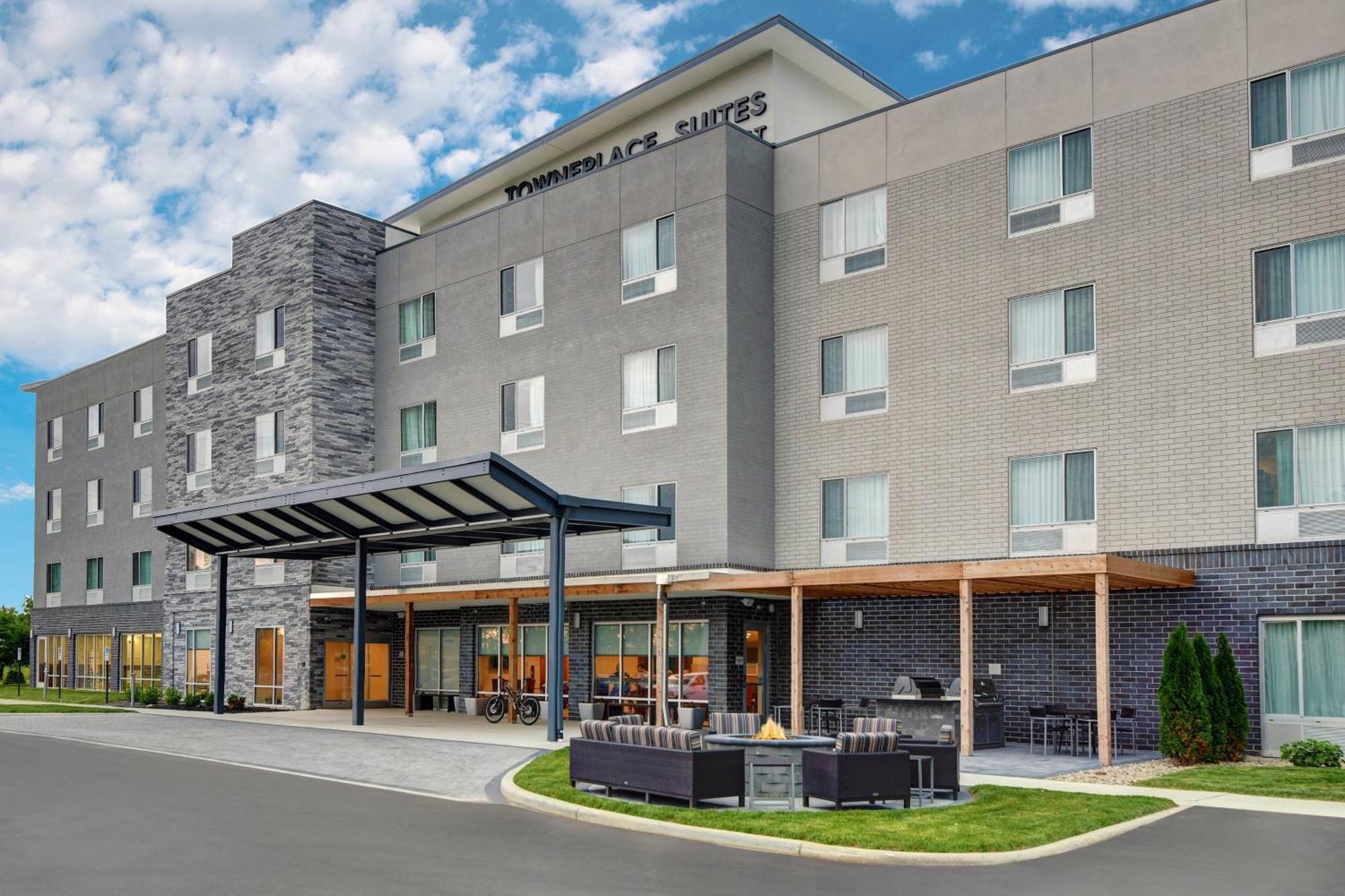Towneplace Suites By Marriott Лайма Экстерьер фото
